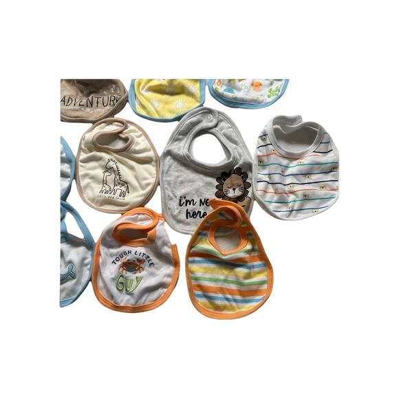 Lot Baby Boy Bibs Feeding Drool 14 total - Whales, Lion, Giraffes, Dots,etc 354 - Picture 3 of 6
